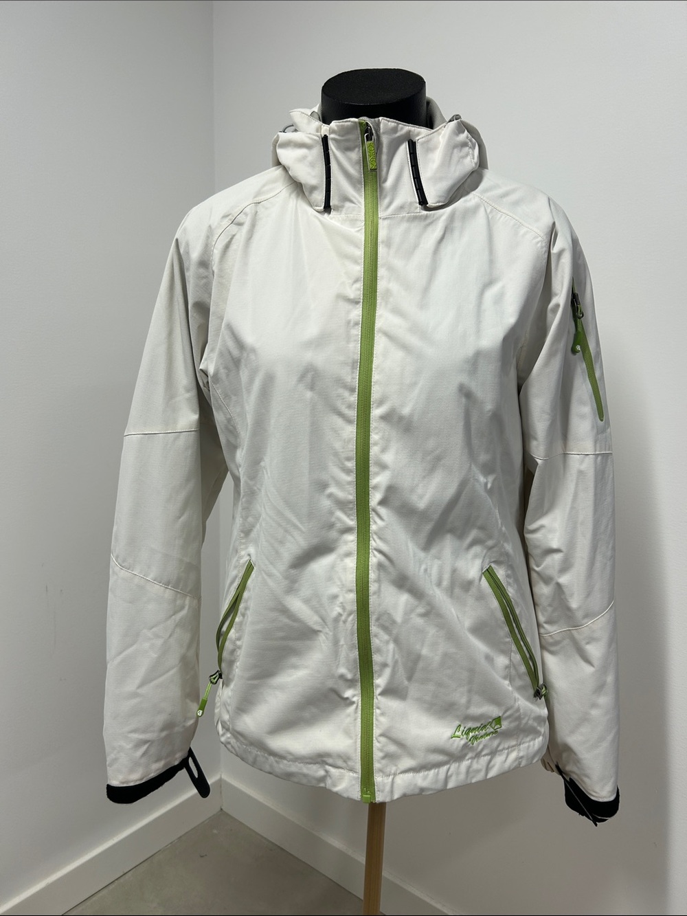 Liquid Venture 5000 Ski Snowboard Jacket Women Large White Lime Green Waterproof